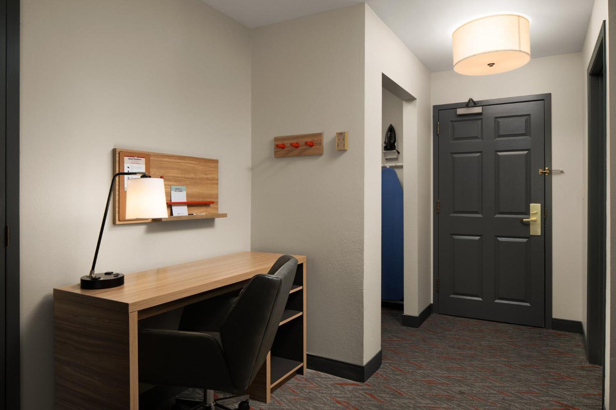 Candlewood Suites St Louis St Charles By Ihg Saint Charles Exterior foto