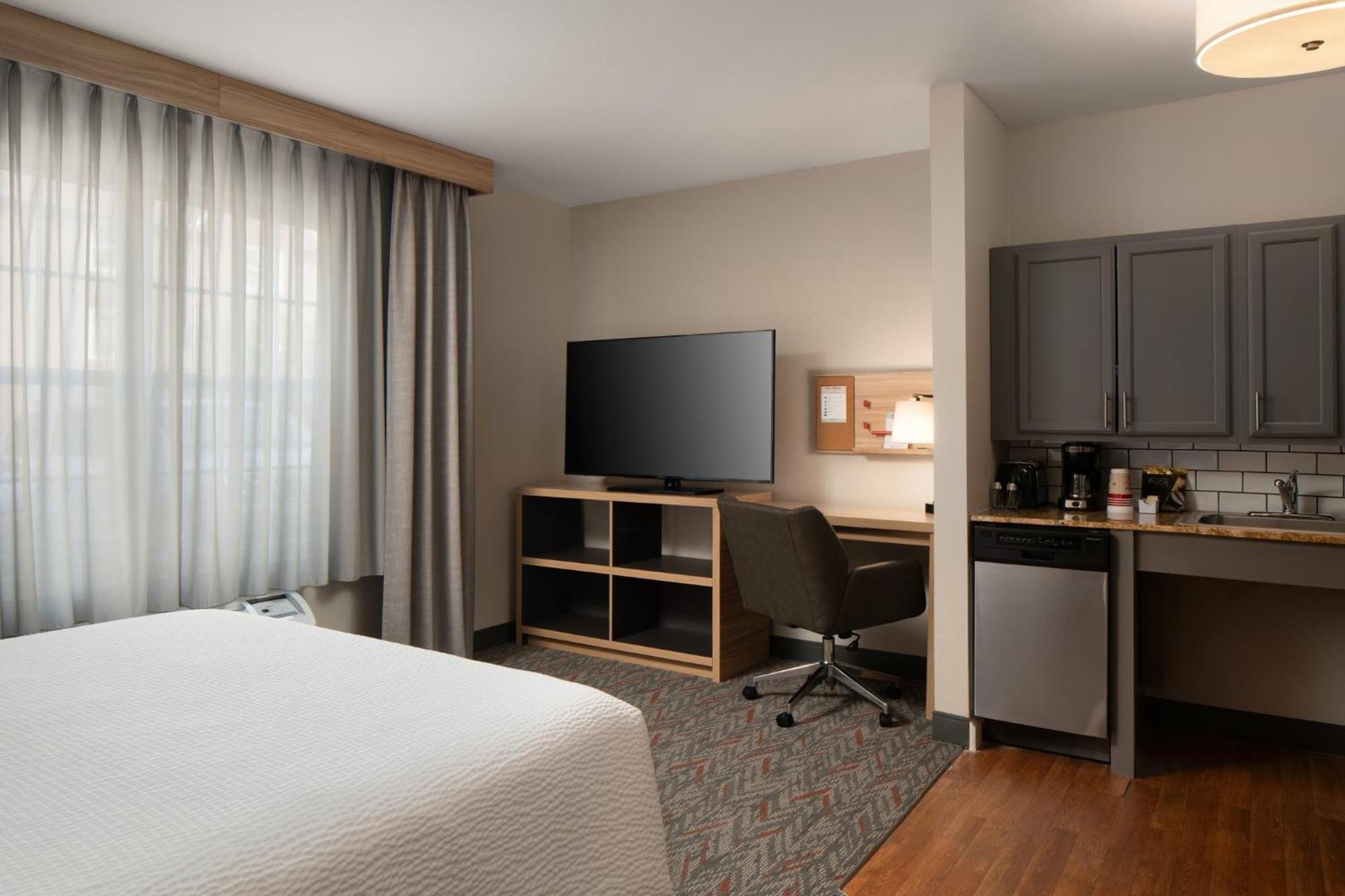 Candlewood Suites St Louis St Charles By Ihg Saint Charles Exterior foto