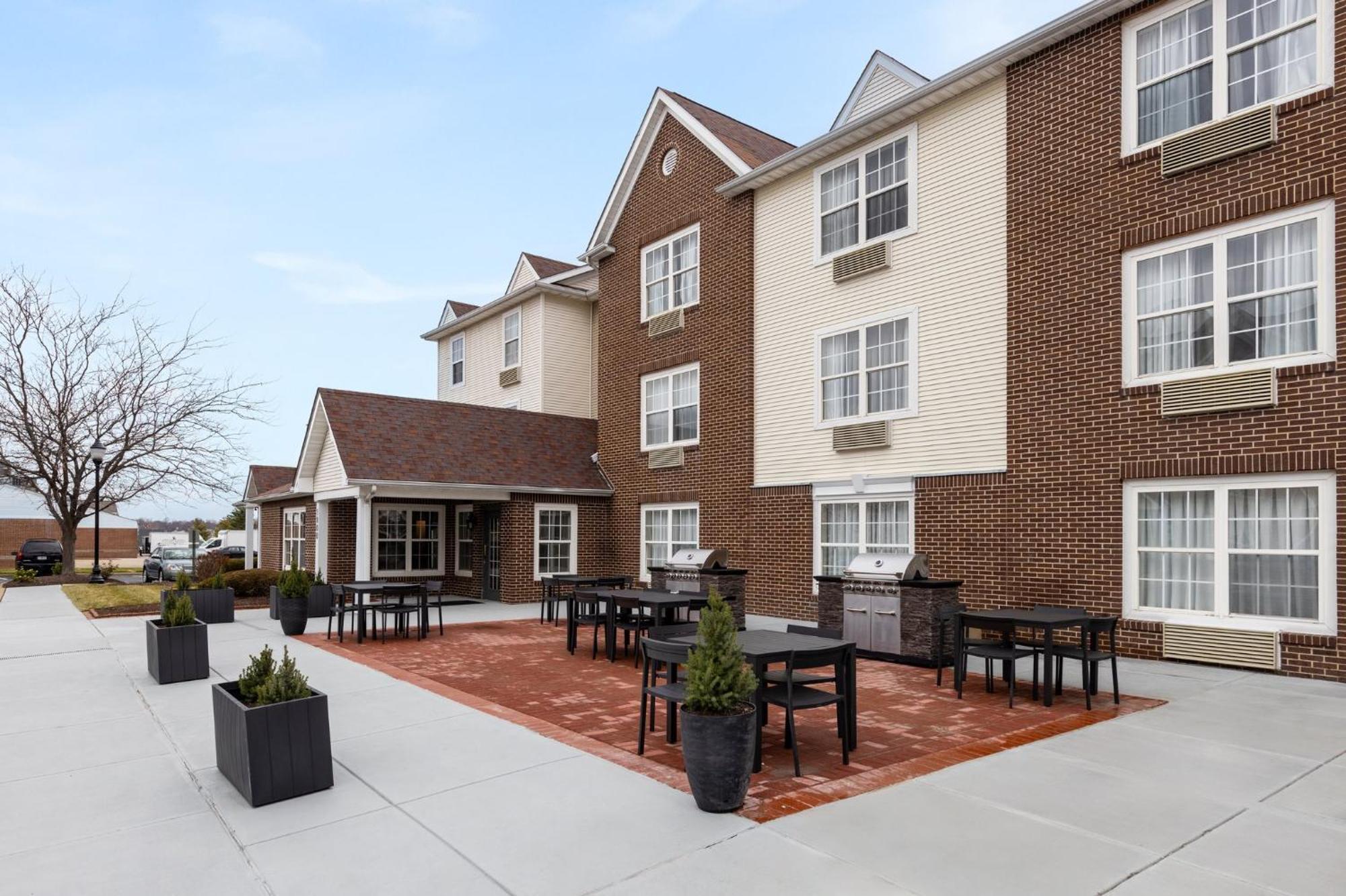 Candlewood Suites St Louis St Charles By Ihg Saint Charles Exterior foto